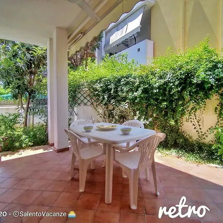 Villino Nicole, 150m Baia 6 Posti Gallipoli