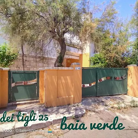 Villino Nicole, 150m Baia 6 Posti Holiday home