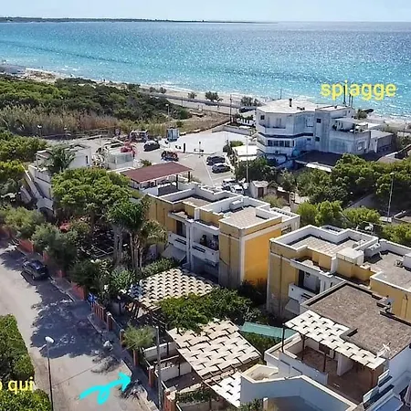 Villino Nicole, 150m Baia 6 Posti Holiday home *