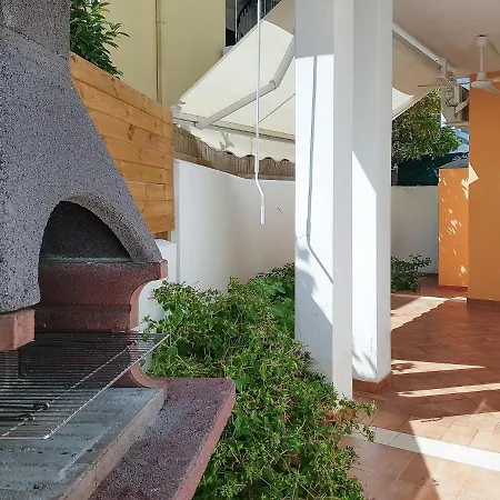 Villino Nicole, 150m Baia 6 Posti *